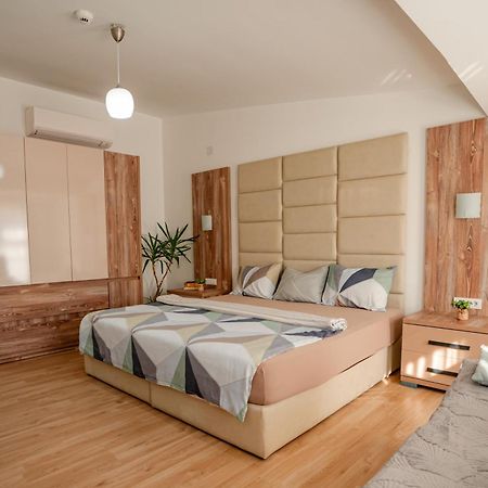 City Center Apartment Ohrid Exteriör bild